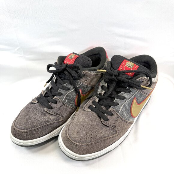 Nike SB Dunk Low Chinese New Year 2011 (313170-061) | Size US 12 | Pre-Owned - Picture 1 of 13